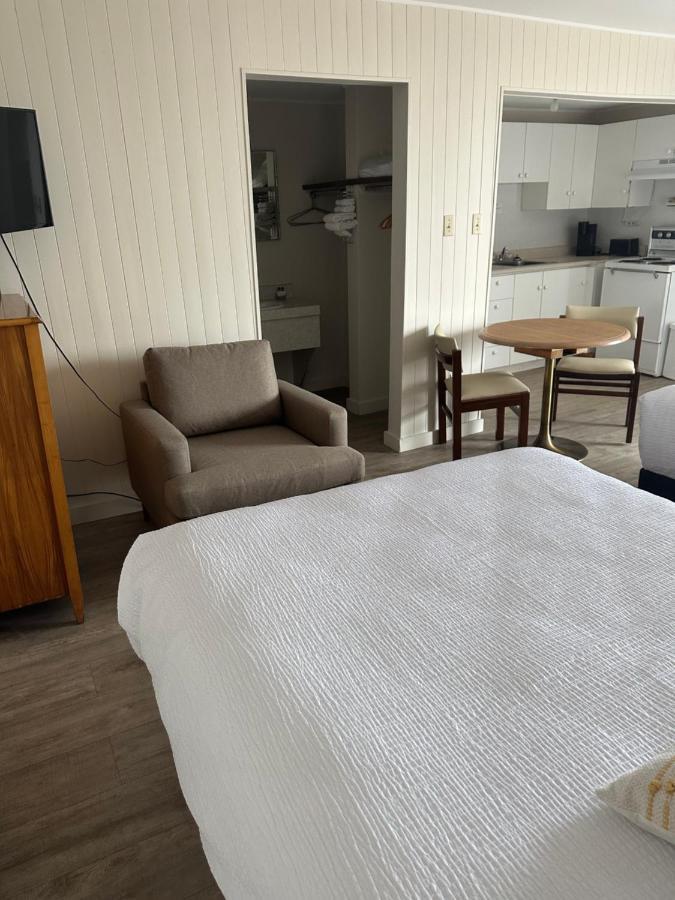 Motel Carleton Sur Mer Esterno foto